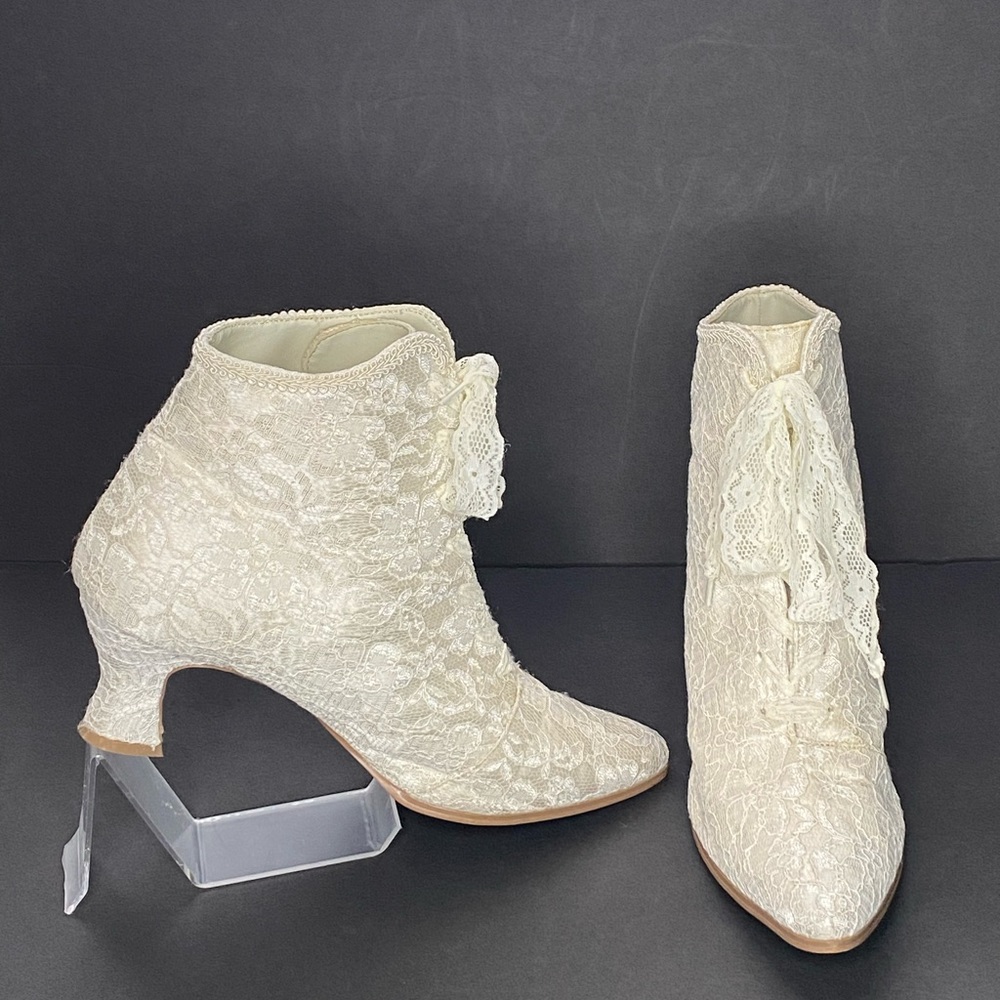 Victorian Bridal Wedding Lace Ankle Shoes